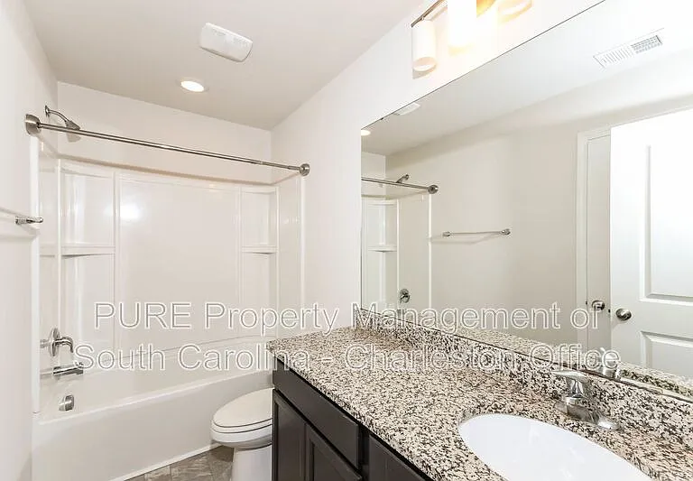 7833 Montview Rd — Photo 11