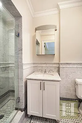 Rented by Halstead Real Estate | media 32