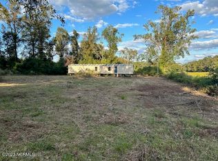 4043 State Highway 50, Maple Hill, NC 28454