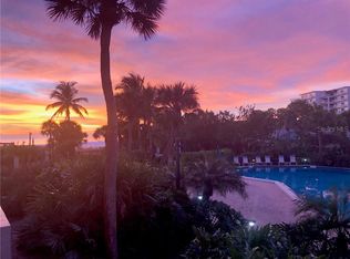 5880 Midnight Pass Rd APT 202, Sarasota, FL 34242