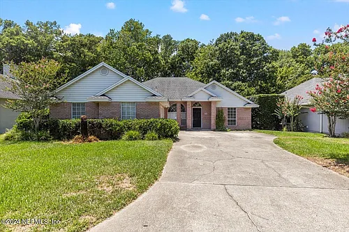 1722 Branch Vine Dr W Photo 1