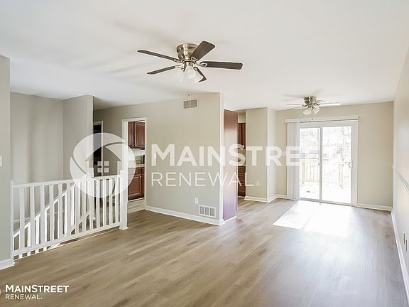 5th image of 5704 Amalfi Way