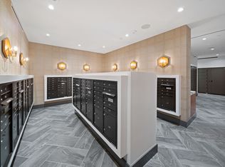 Halcyon House, Costa Mesa, CA 92626