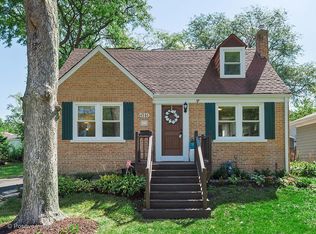 519 S Williston St, Wheaton, IL 60187