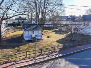 445 Marcy St, Portsmouth, NH 03801