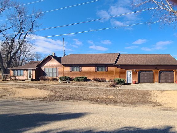 2nd image of 104 N East Ave