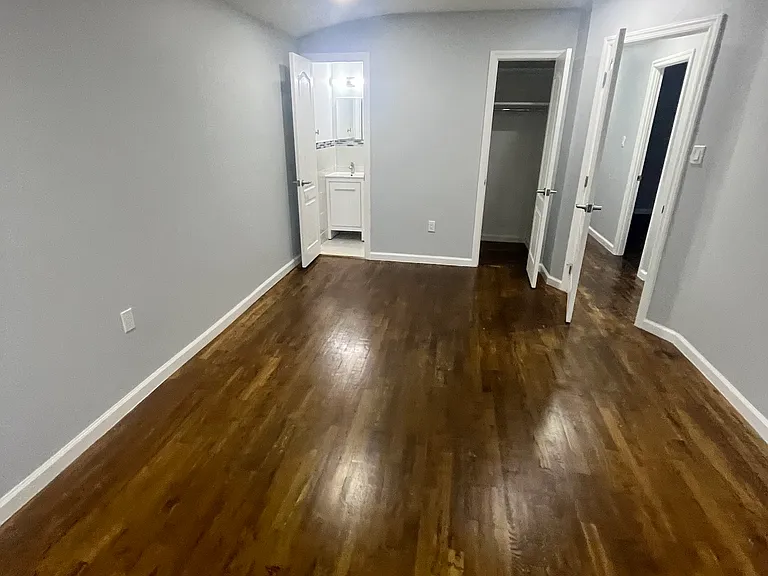 1237 E 68th St #2 — Photo 13