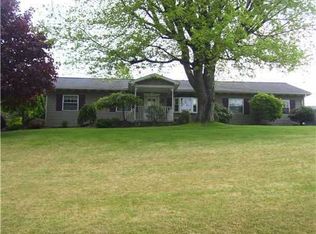 133 Locust Ln, Kittanning, PA 16201
