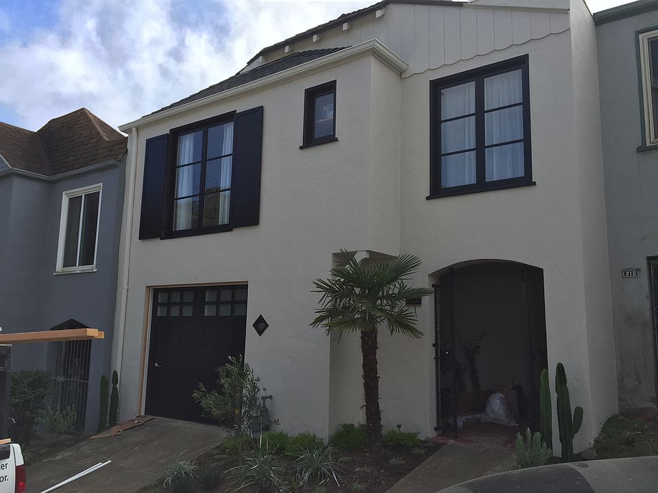 1st image of 220 Evelyn Way
