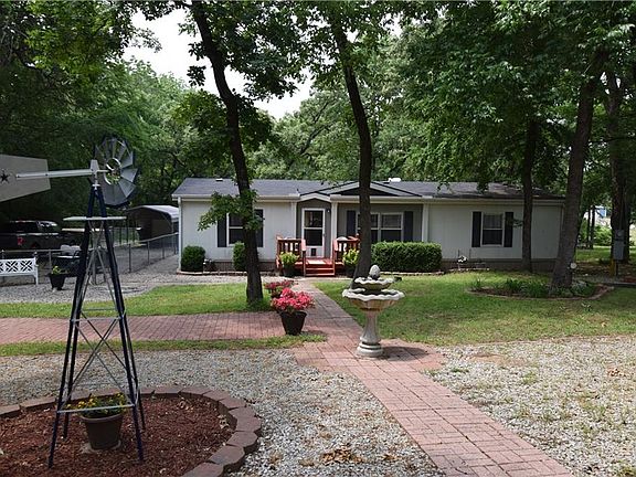 2nd image of 149 Castlewood Dr