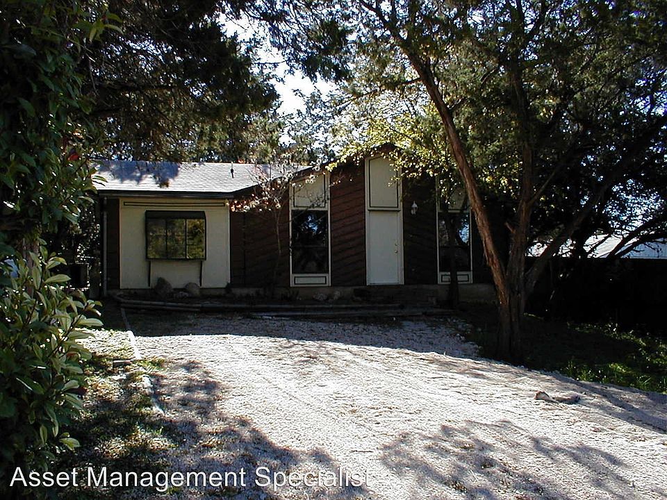 1st image of 1407 Hillyer St