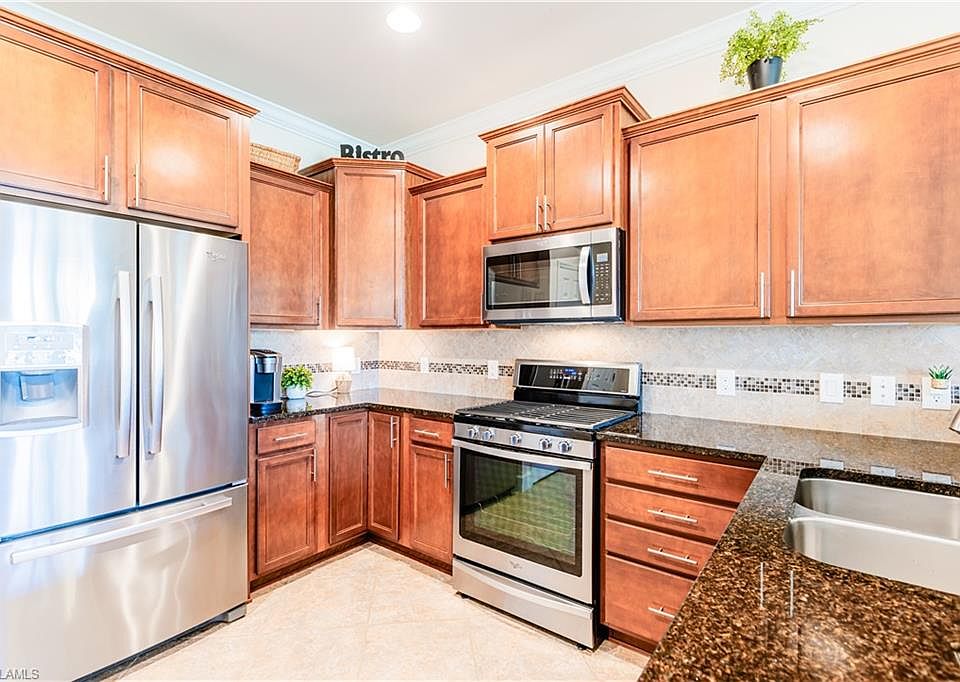 1st image of 7591 Jacaranda LN