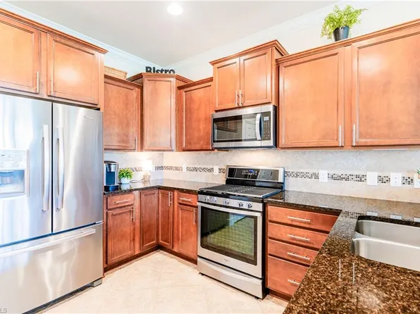 7591 Jacaranda LN, NAPLES, FL 34114