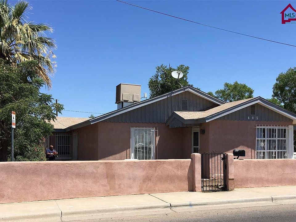 1st image of 605 E Hadley Ave