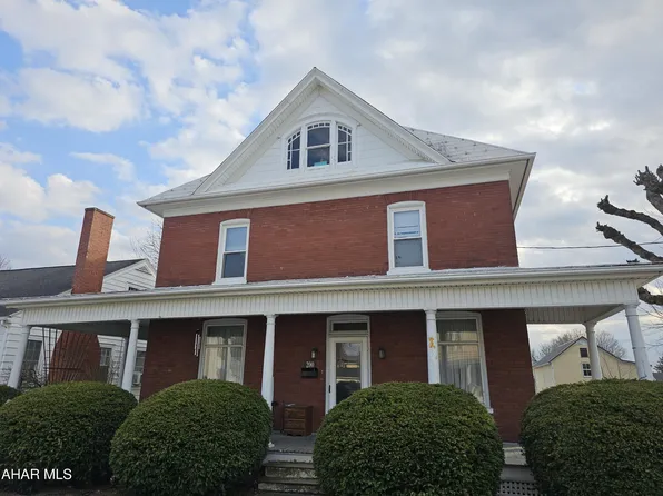 200 Woodlawn Ave, Martinsburg, PA 16662