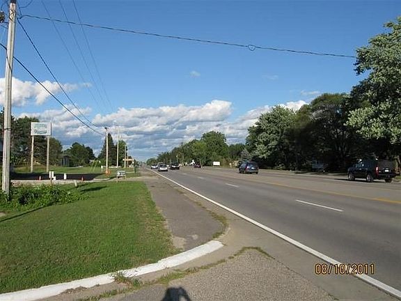 4th image of 1944 W Us Highway 10