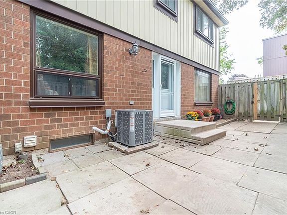 4th image of 45 Marksam Rd #121