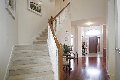 2nd image of 2204 Cimmaron Dr