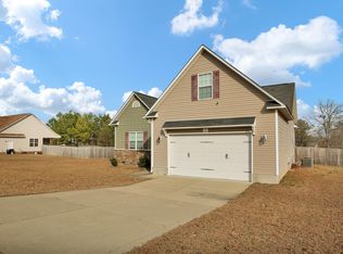 175 Beckman Pl, Raeford, NC 28376