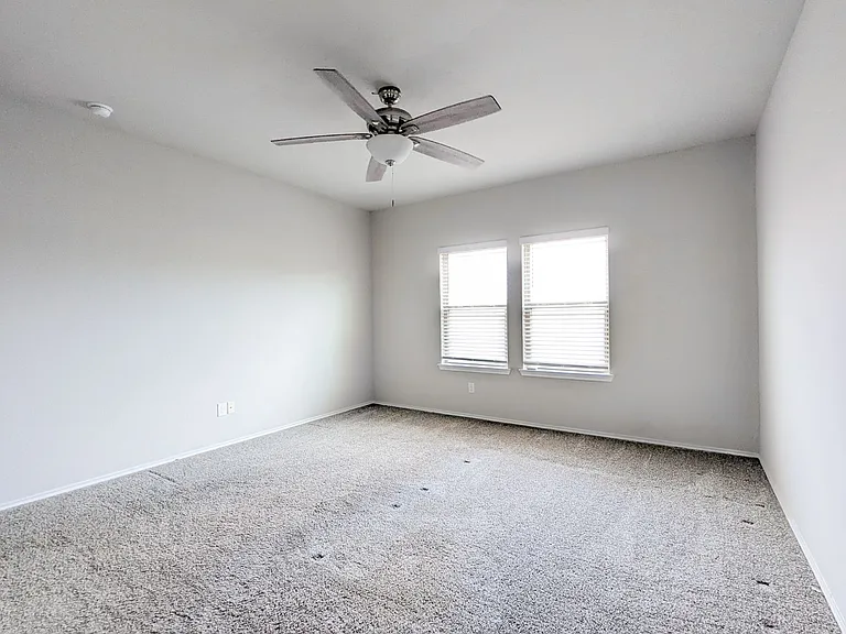 14541 Montclair Way — Photo 19