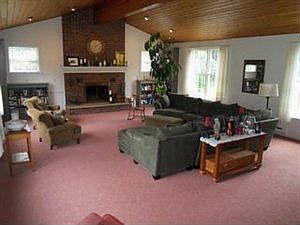 3rd image of 49 Bliss St