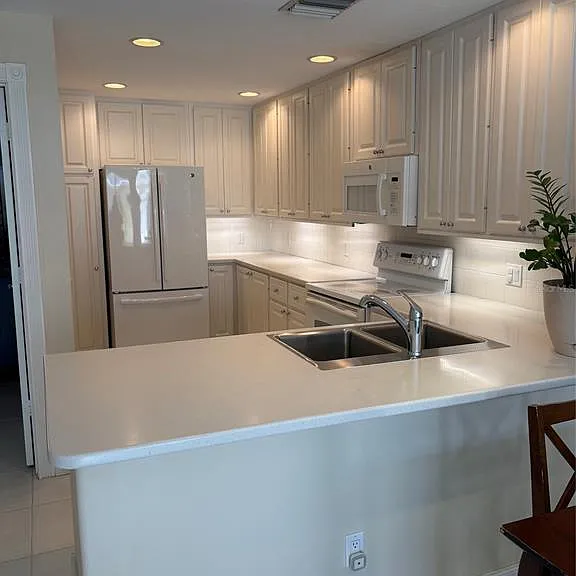 5397 Cambiago St — Photo 4