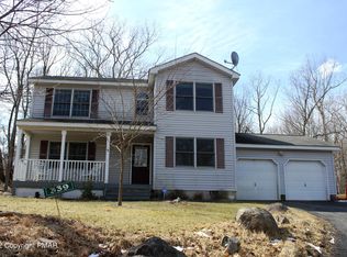 339 Wobbly Barn Rd, Henryville, PA 18332