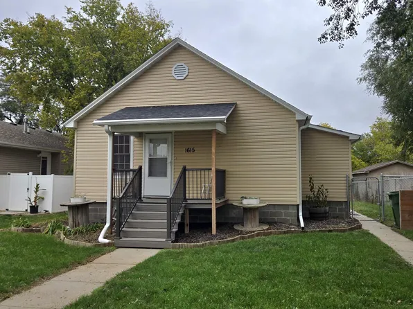 1615 K Ave, Kearney, NE 68847