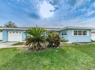 2232 Sunset Cir, Largo, FL 33774