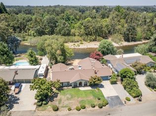 317 N Trout Lake Dr, Sanger, CA 93657