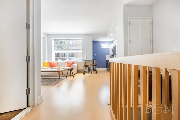 Sold by Brick&Mortar | media 2
