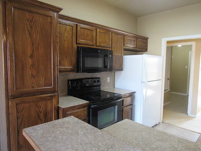3404 Jacob St — Photo 13