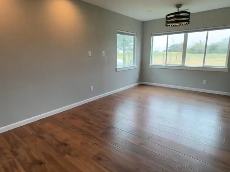 6910 S Mallard Dr — Photo 8