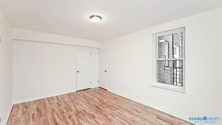 Rented by Moda Realty | media 14