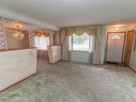 4th image of 12814 Patricia Dr