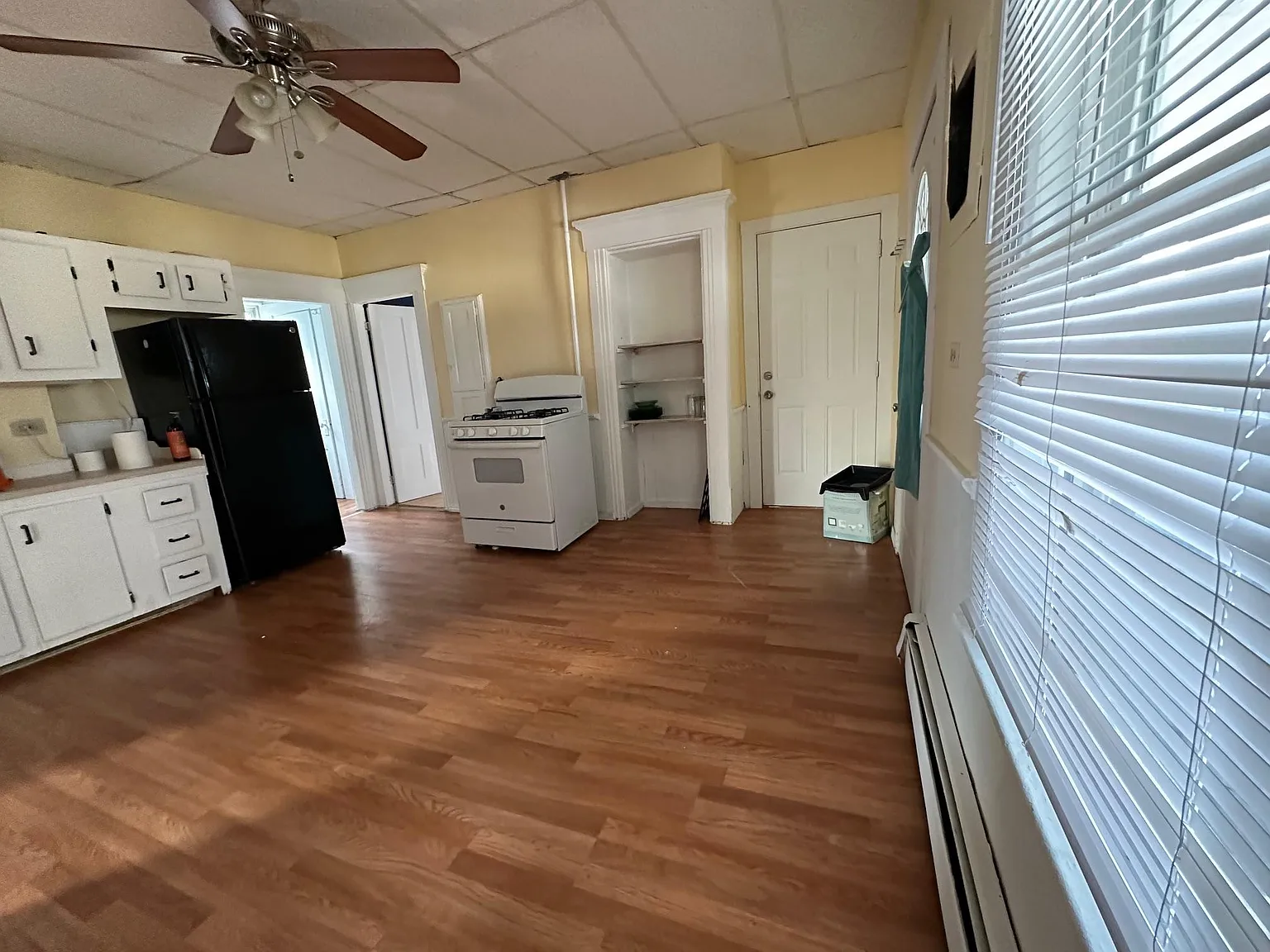 284 Spruce St — Photo 4