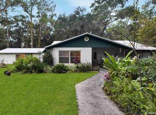 812 NW 170th St, Newberry, FL 32669