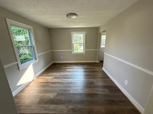7520 Burgess Ln Photo 1
