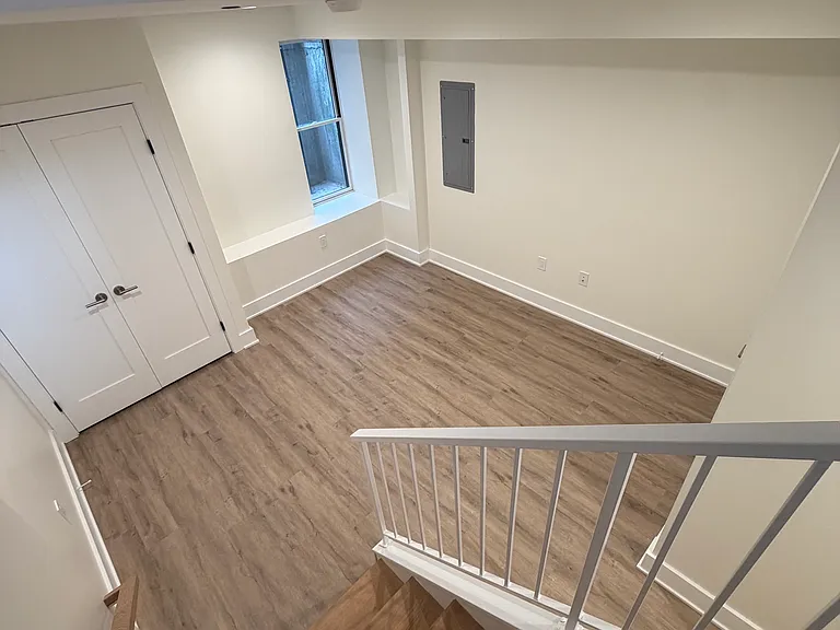 2104 Naudain St — Photo 2