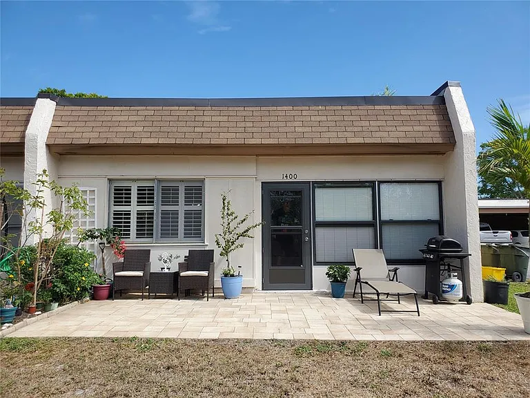 1400 Arrowhead Cir W — Photo 14