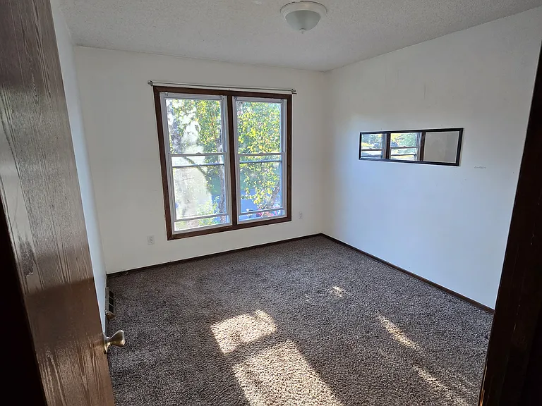 530 Townwood Dr — Photo 14