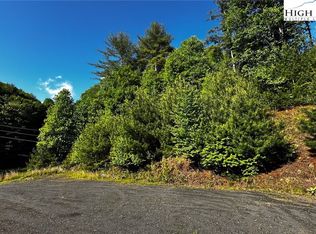 13 Peck Peak Road, Jefferson, NC 28640