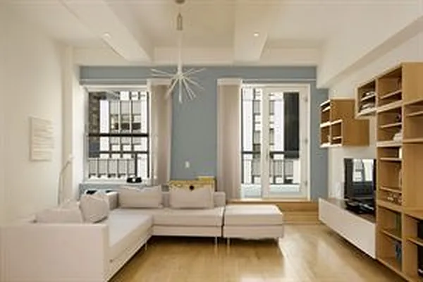 Sold by Douglas Elliman | media 20