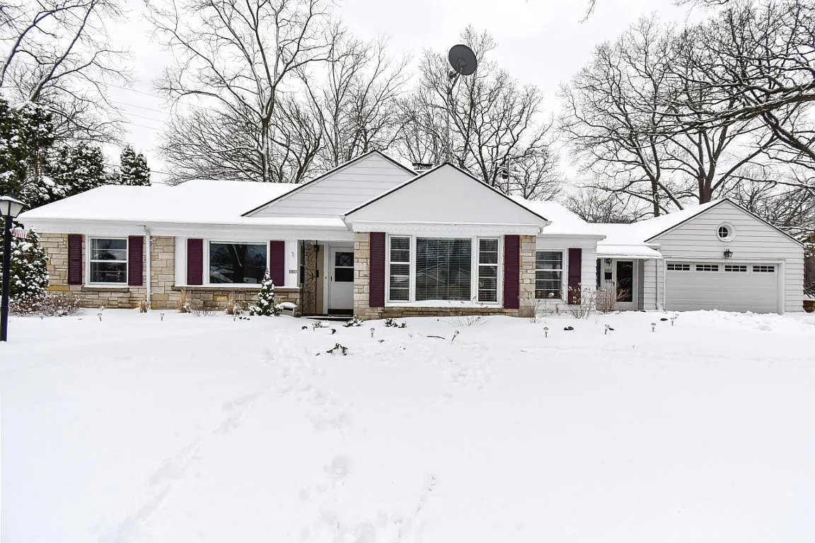 4905 W Jerelyn Pl photo 1