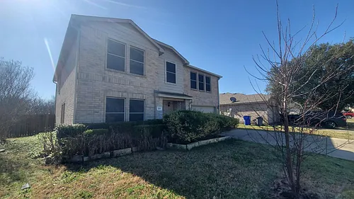 109 Southwestern Dr Photo 1