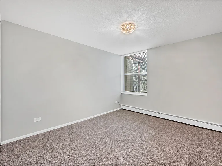 2281 S Vaughn Way #301 — Photo 8