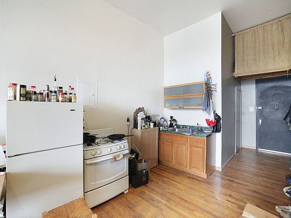 3rd image of 236 Moore St #315