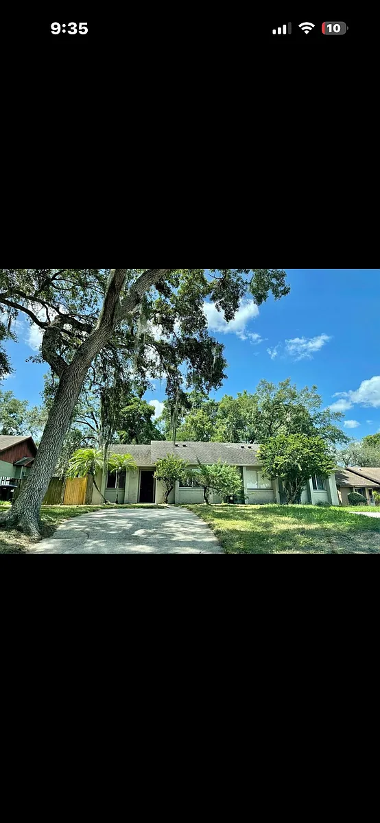 Photo 2 of 10 - 12034 Walden Woods Dr - Orlando, FL Building Photo - 12034 Walden Woods Dr