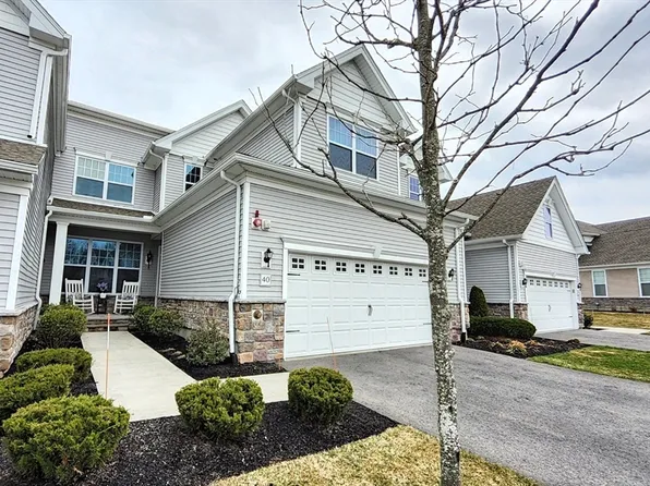 40 Phoebe St #101, Methuen, MA 01844