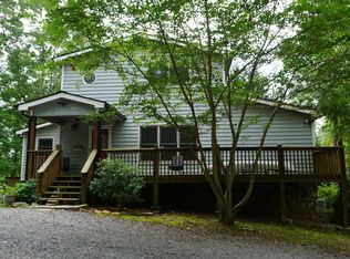 290 Left Turn, Blue Ridge, GA 30513